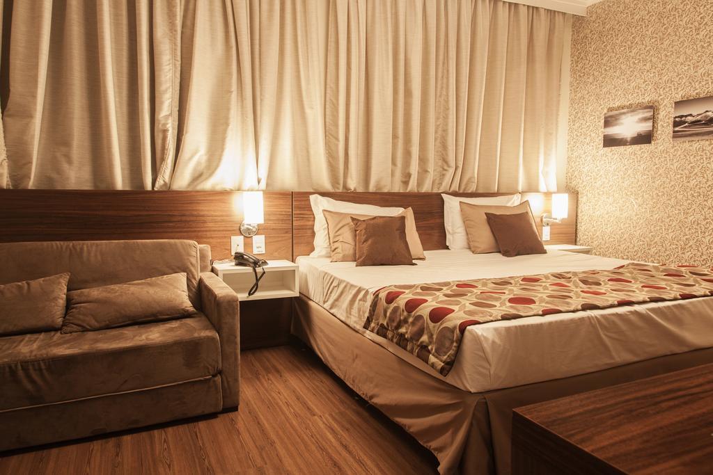 Class Hotel Pouso Alegre Esterno foto