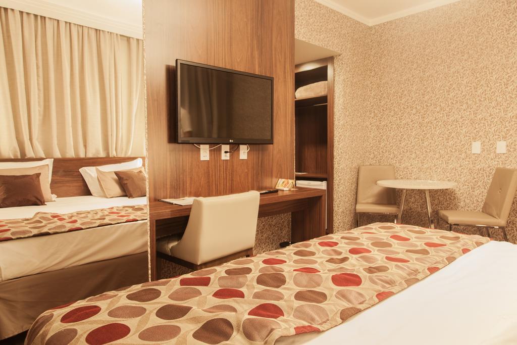 Class Hotel Pouso Alegre Camera foto
