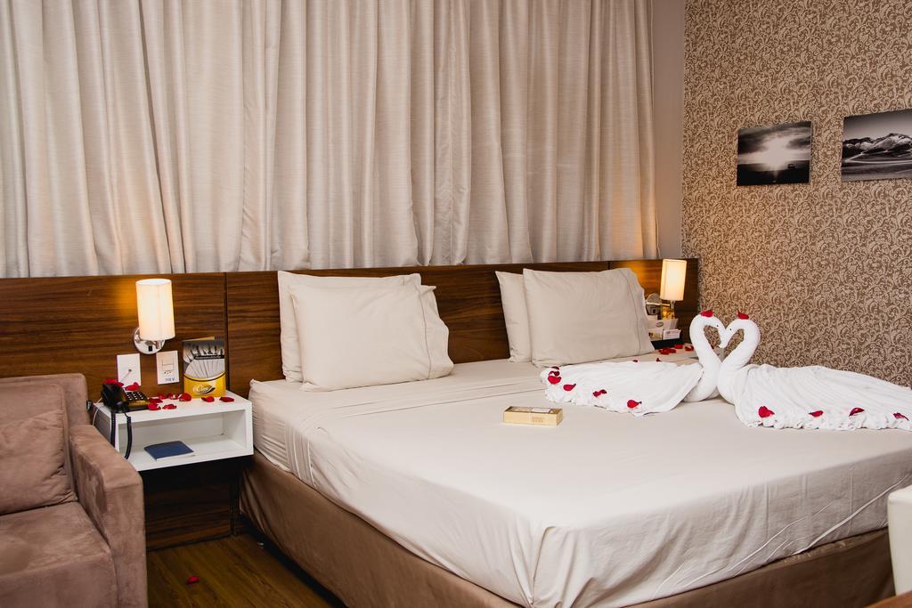 Class Hotel Pouso Alegre Esterno foto